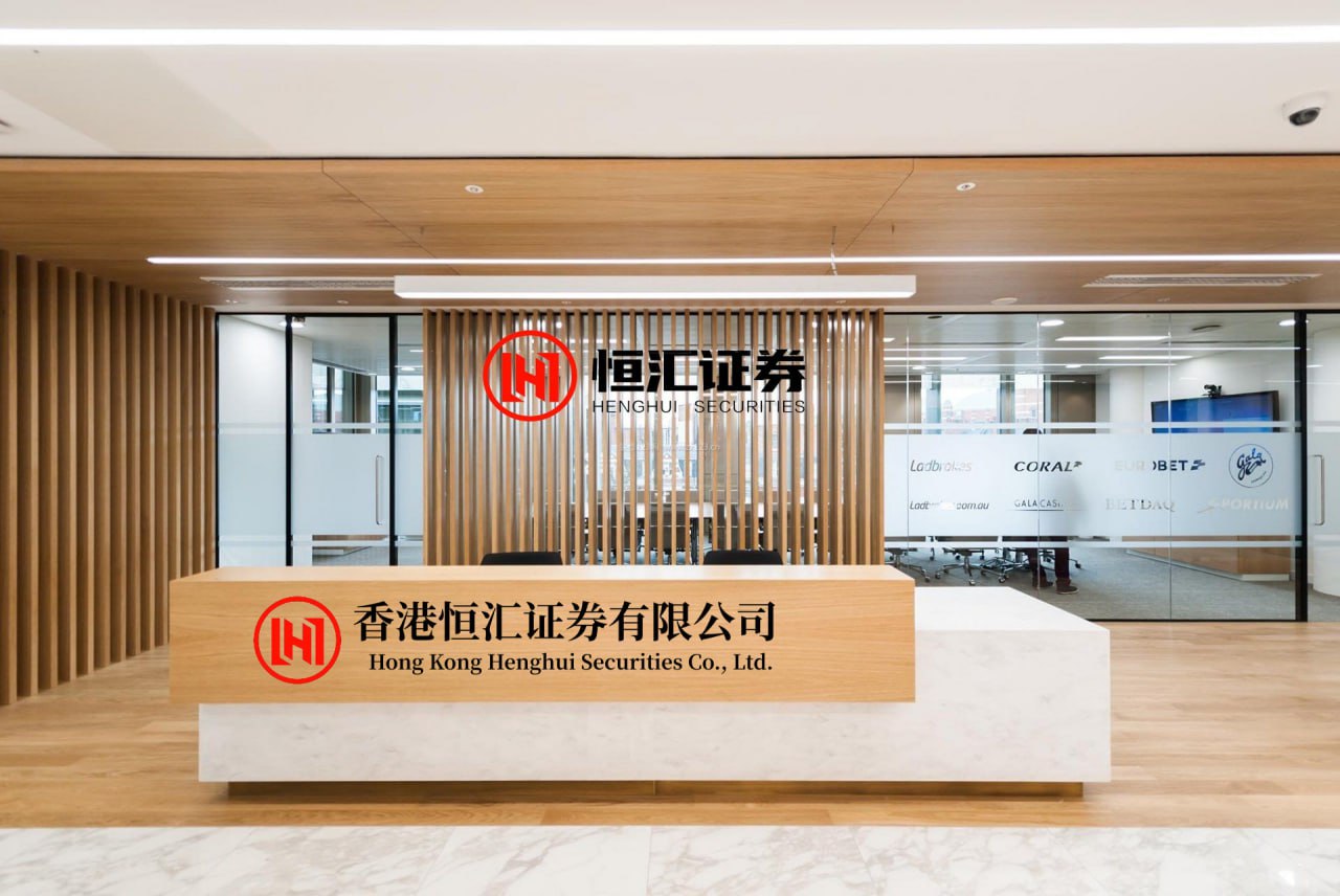 首胜证券 義YIJING：成交量确实是短线选手的必修课，也是技术分析的基石。在股市里，很多指标都可能“说谎”，像MACD会钝化，KDJ会超买再超买，可成交量很难长期作假，它记录着真金白银的交换，是市场情绪...